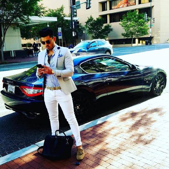 Meet your Posher, Raphael - Picture 1 of 1